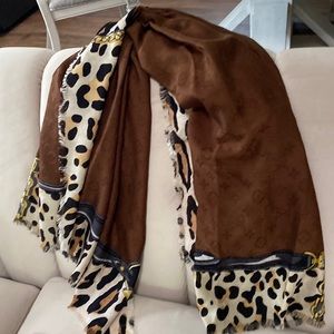 Louis Vuitton Wool, Silk, Cashmere Scarf